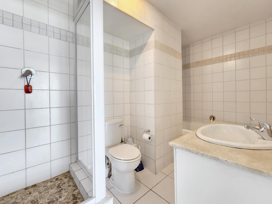 1 Bedroom Property for Sale in De Waterkant Western Cape